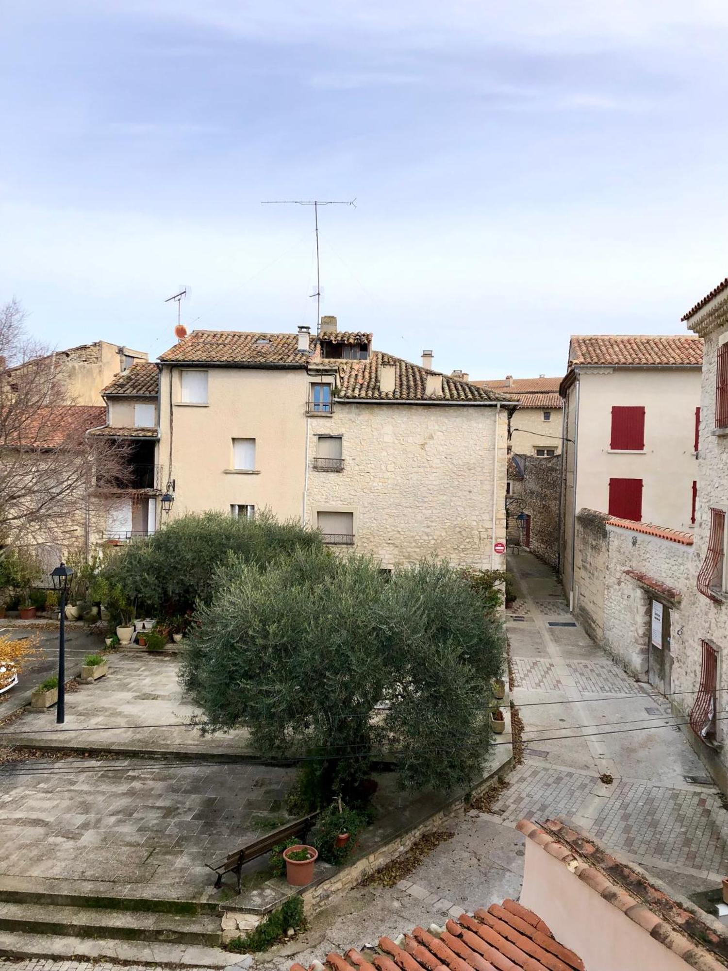 Logement Neuf, Tout Confort, Au Coeur Du Village Saint Didier  Exterior photo